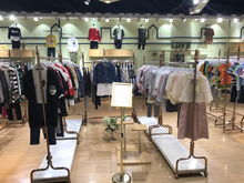 童裝采購(gòu)新地標(biāo) 探秘廣州芭巴芭瑞童裝批發(fā)市場(chǎng)的零售魅力